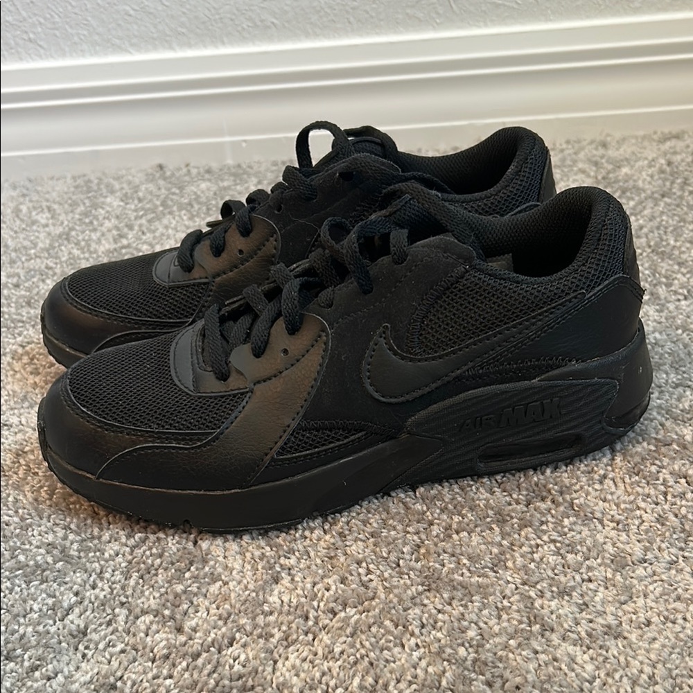 Nike Black Airmax